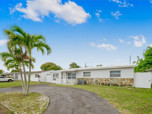 6971 SW 24th St, Miramar FL 33023