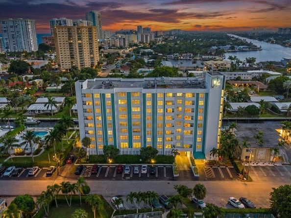 3210 SE 10th St 4D, Pompano Beach FL 33062