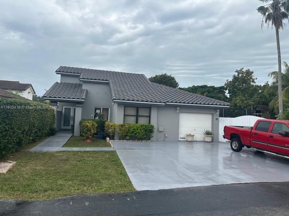 10331 SW 135th Ct, Miami FL 33186