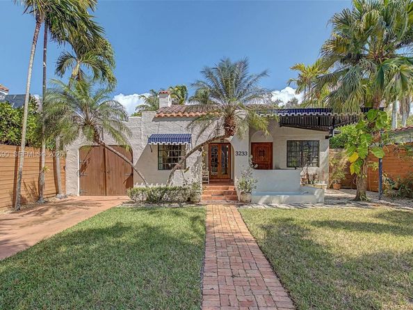 3233 Crystal Ct, Miami FL 33133