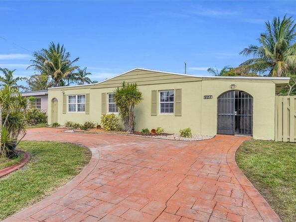 921 N 31st Ct, Hollywood FL 33021