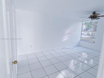 870 NW 87th Ave