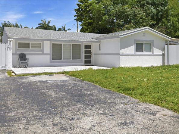7051 SW 29th St, Miramar FL 33023