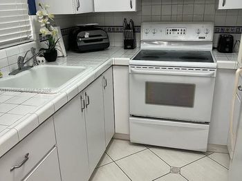 6620 W 2nd Ct