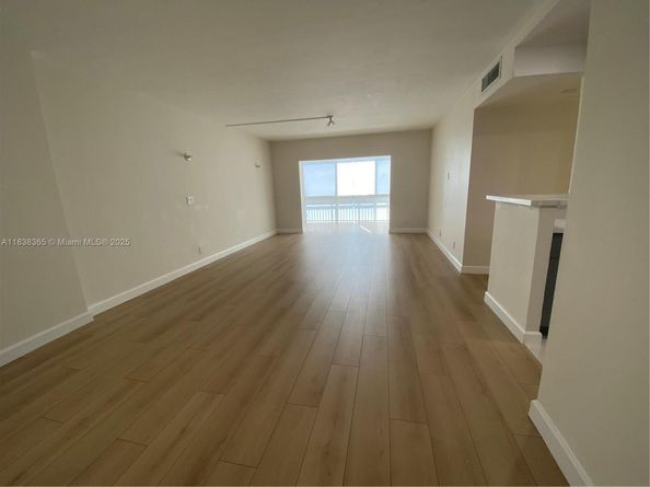 4400 Hillcrest Dr 314B, Hollywood FL 33021