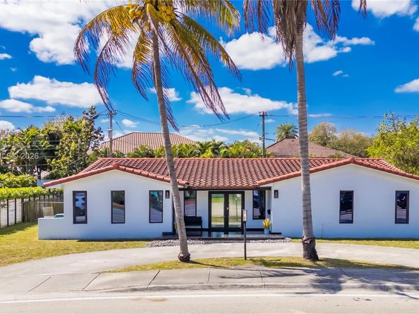 20220 Highland Lakes Blvd, Miami FL 33179