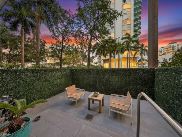 6000 Collins Ave 118, Miami Beach FL 33140