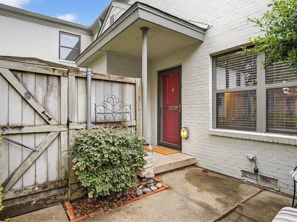 5014 N Hall Street , Dallas Texas 75235