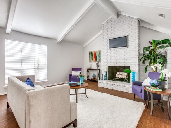 10438  Pagewood Drive , Dallas Texas 75230