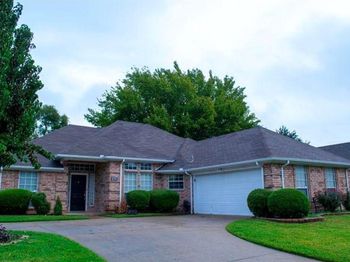 7825  Hightower Drive 