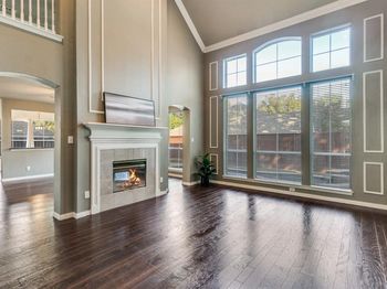 2804  Stonehurst Drive 