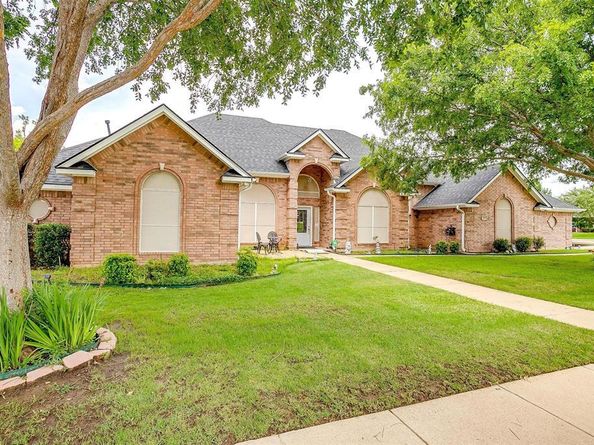 1200  Blackberry Court , Crowley Texas 76036
