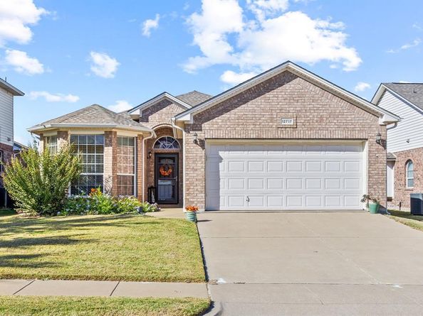 12717  Hannahsville Lane , Fort Worth Texas 76244