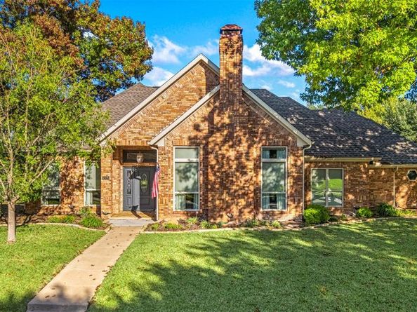 6306  Chelsea Way , Garland Texas 75044