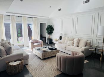 6332  Southpoint Drive 