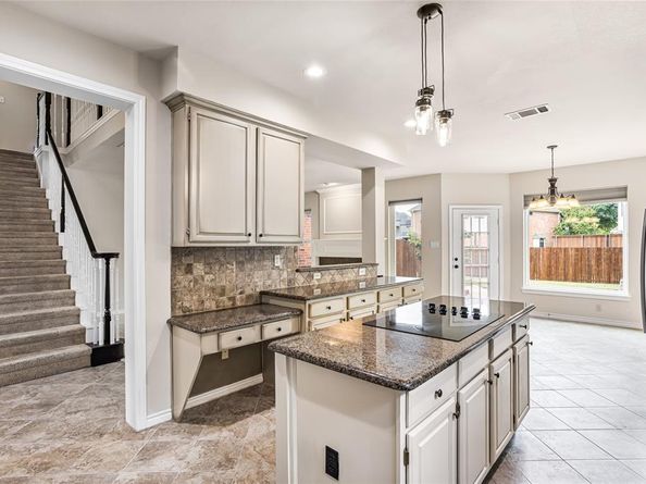 3905  Waynoka Drive , Carrollton Texas 75007