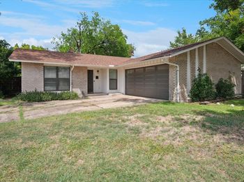 736  Pinehurst Drive 