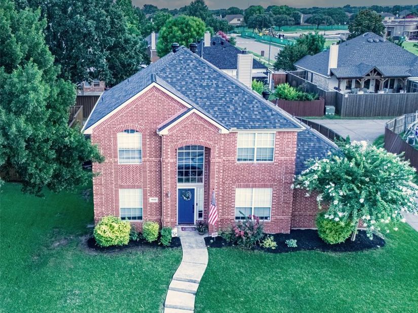 1422  Autumnmist Drive , Allen Texas 75002