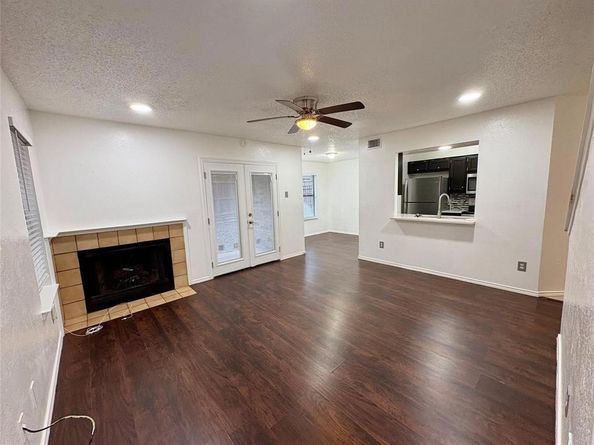 1607  Horizon Street , Duncanville Texas 75137