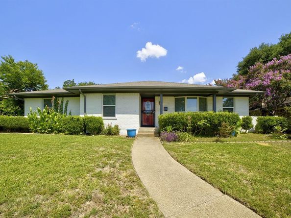 4730  Chilton Drive , Dallas Texas 75227