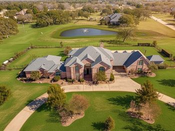 6035  Oak Hollow Drive 