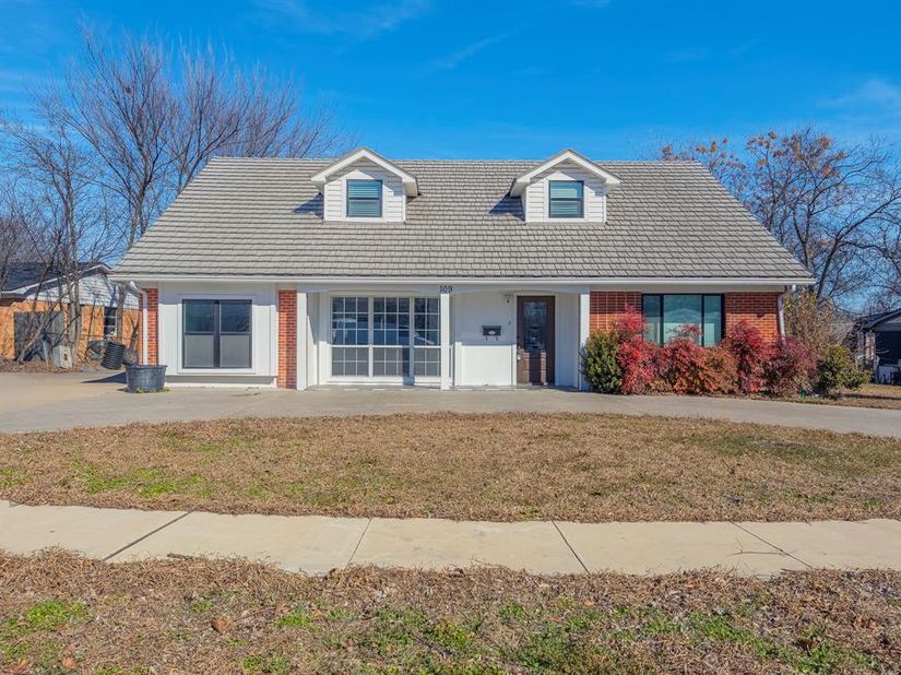 109 W Marguerita Drive , Garland Texas 75040