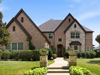1913  Arrington Court 