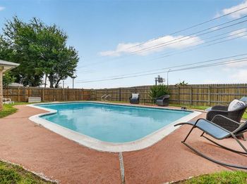 5016  Saint Lawrence Road 