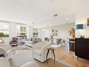 411 W 7th Street 