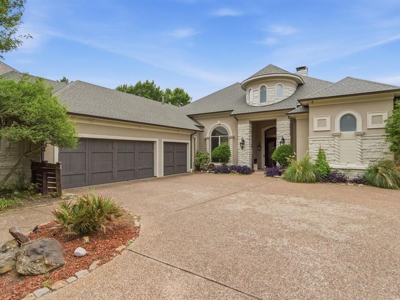 2500  Provine Road , McKinney Texas 75072