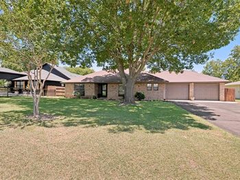 226  Oakwood Drive 