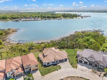 9065  Lakeside Drive 