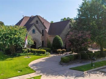5021  Rangewood Drive 
