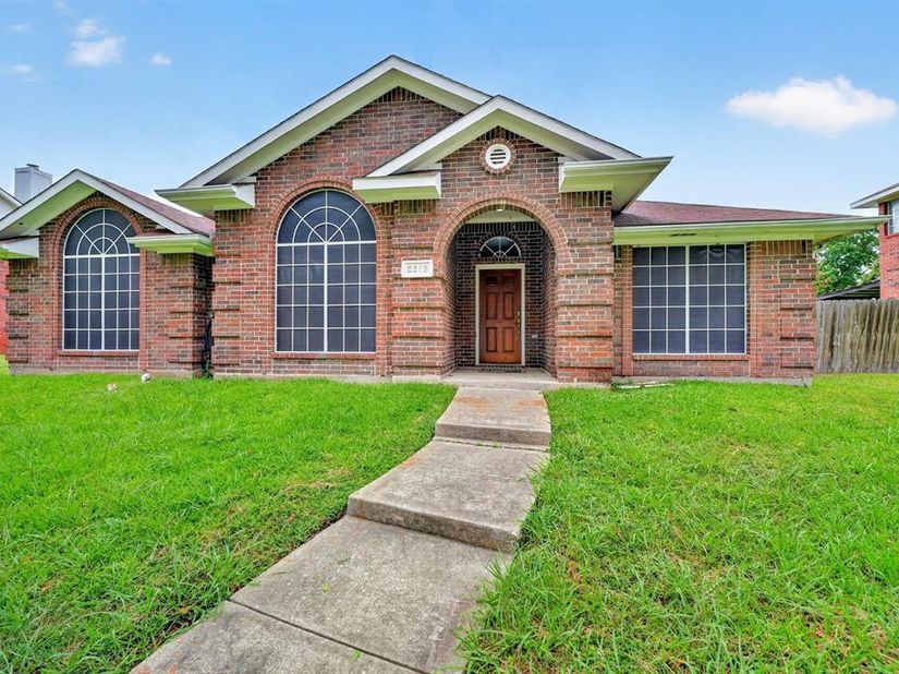 2209  Dana Drive , Rowlett Texas 75088