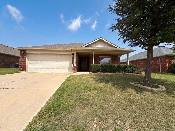 903  Mazatlan Court , Arlington Texas 76002