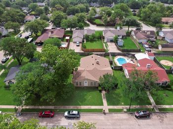 518  Colonial Drive 