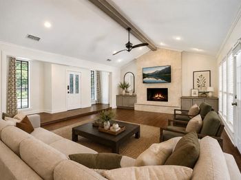 10115  Laingtree Drive 