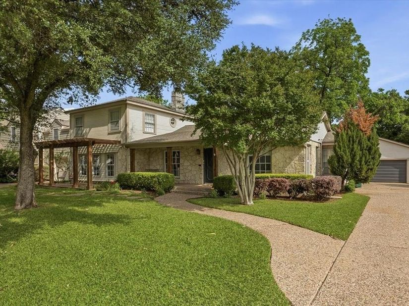 3724  Hilltop Road , Fort Worth Texas 76109