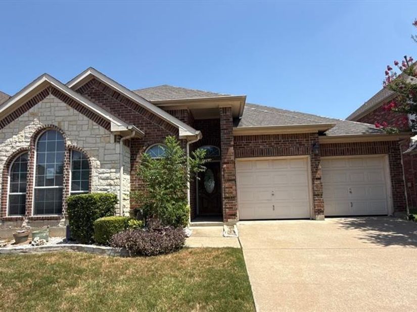 1822  Masters Drive , DeSoto Texas 75115