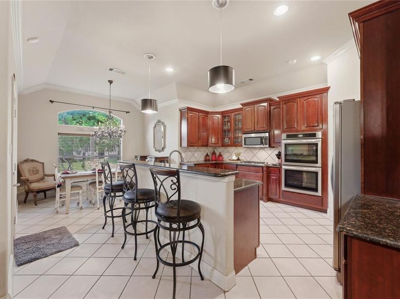 4425  Don Drive , Mansfield Texas 76063