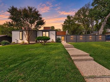 2909  Pacific Court 