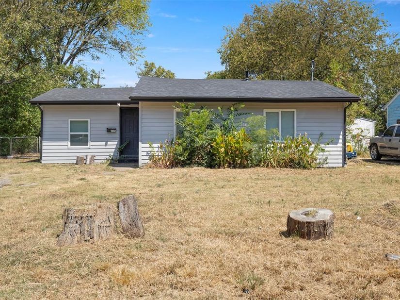 315  Rea Avenue , Lancaster Texas 75146