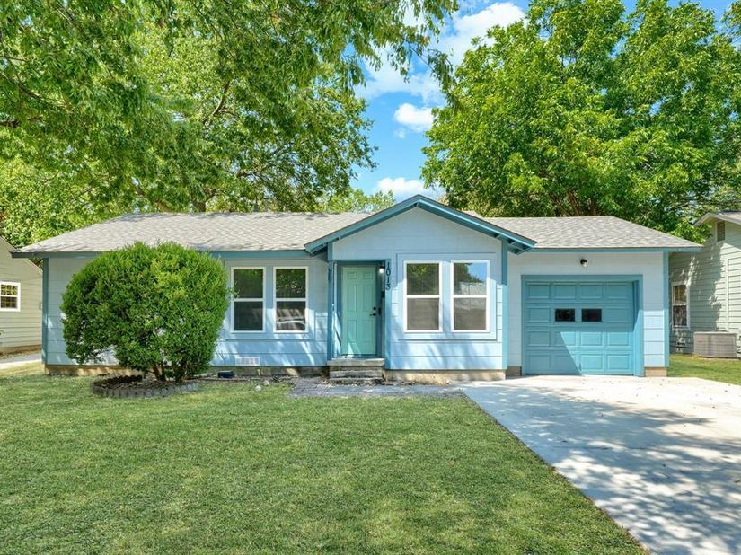1013  Denton Street , Denton Texas 76201