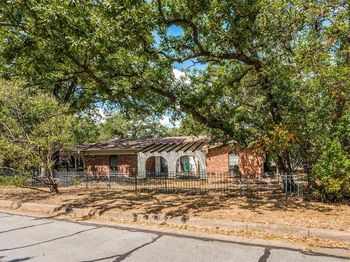 2817  Buffalo Court 
