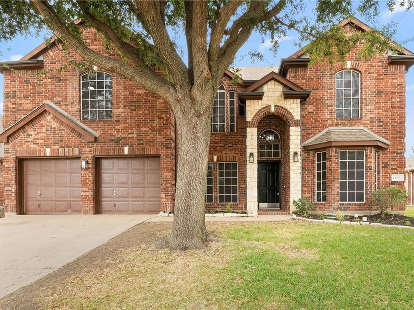 11501  Pheasant Creek Drive , Fort Worth Texas 76244
