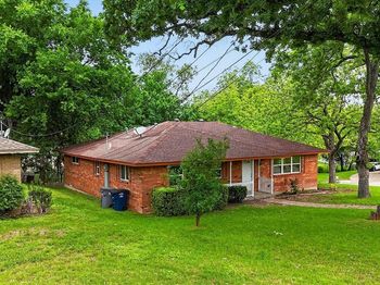 1245  Whispering Court 