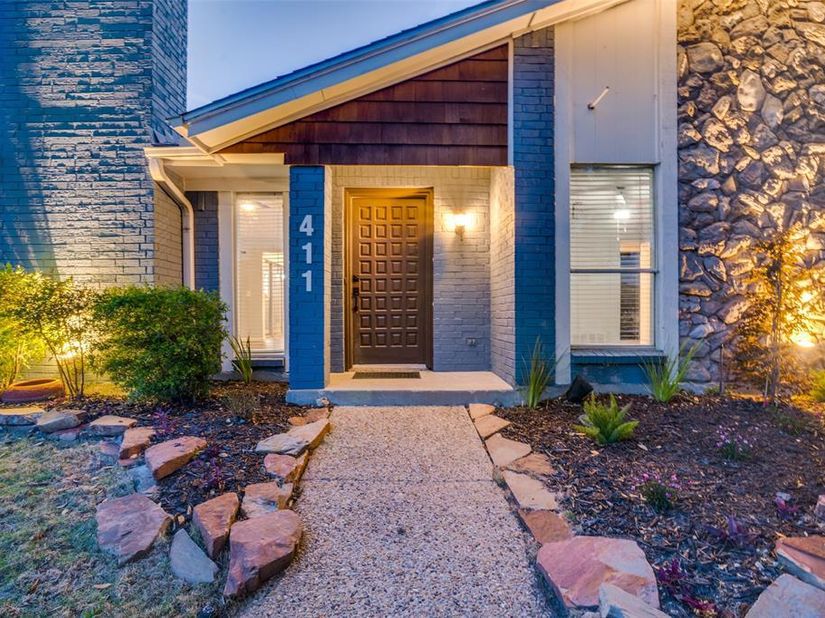 411  Fireside Drive , Richardson Texas 75081