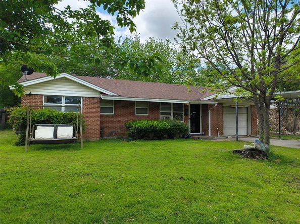 600  Thompson Drive , Saginaw Texas 76179