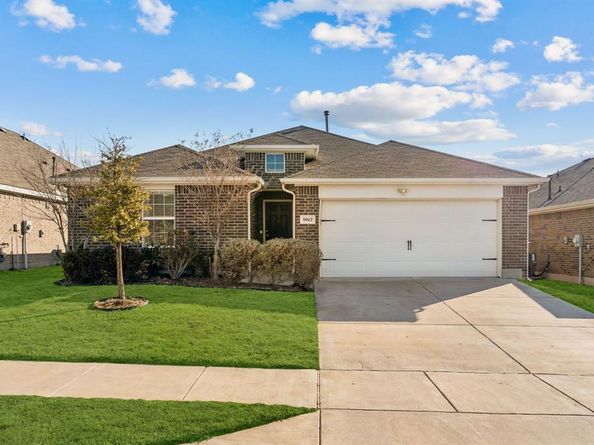 9012  Finn Lane , Fort Worth Texas 76131