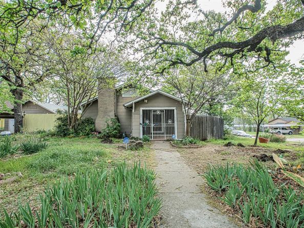 2625  Canton Drive , Fort Worth Texas 76112